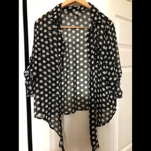 ✨Polka Dot Button Down Shirt✨